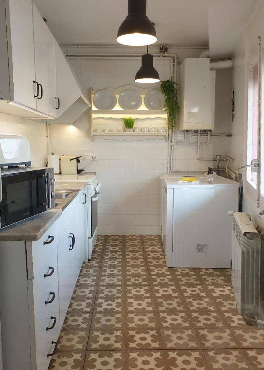 Casa Lola - Terraza Panoramica En El Centro Del Pueblo Lägenhet Sant Joan de les Abadesses Exteriör bild